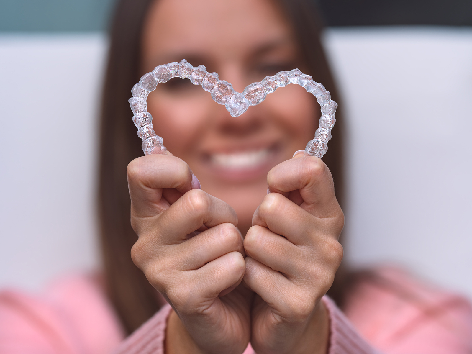 What are the disadvantages of Invisalign?
