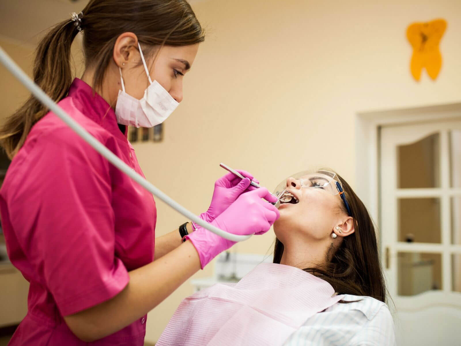 5 Ways Professional Dental Cleanings Boost Your Oral Health